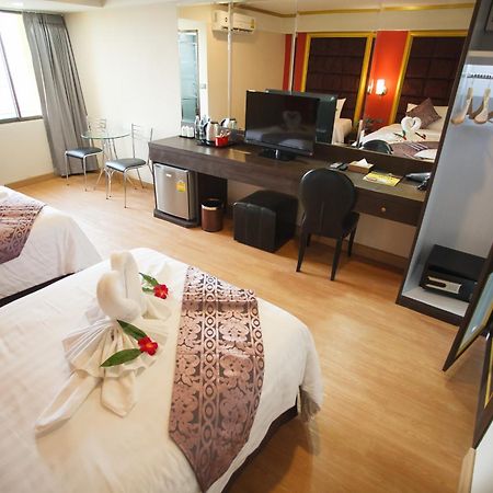Grand Pink Hotel Hatyai Хат Яй Екстериор снимка