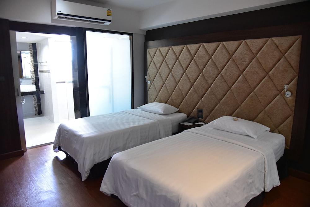 Grand Pink Hotel Hatyai Хат Яй Екстериор снимка