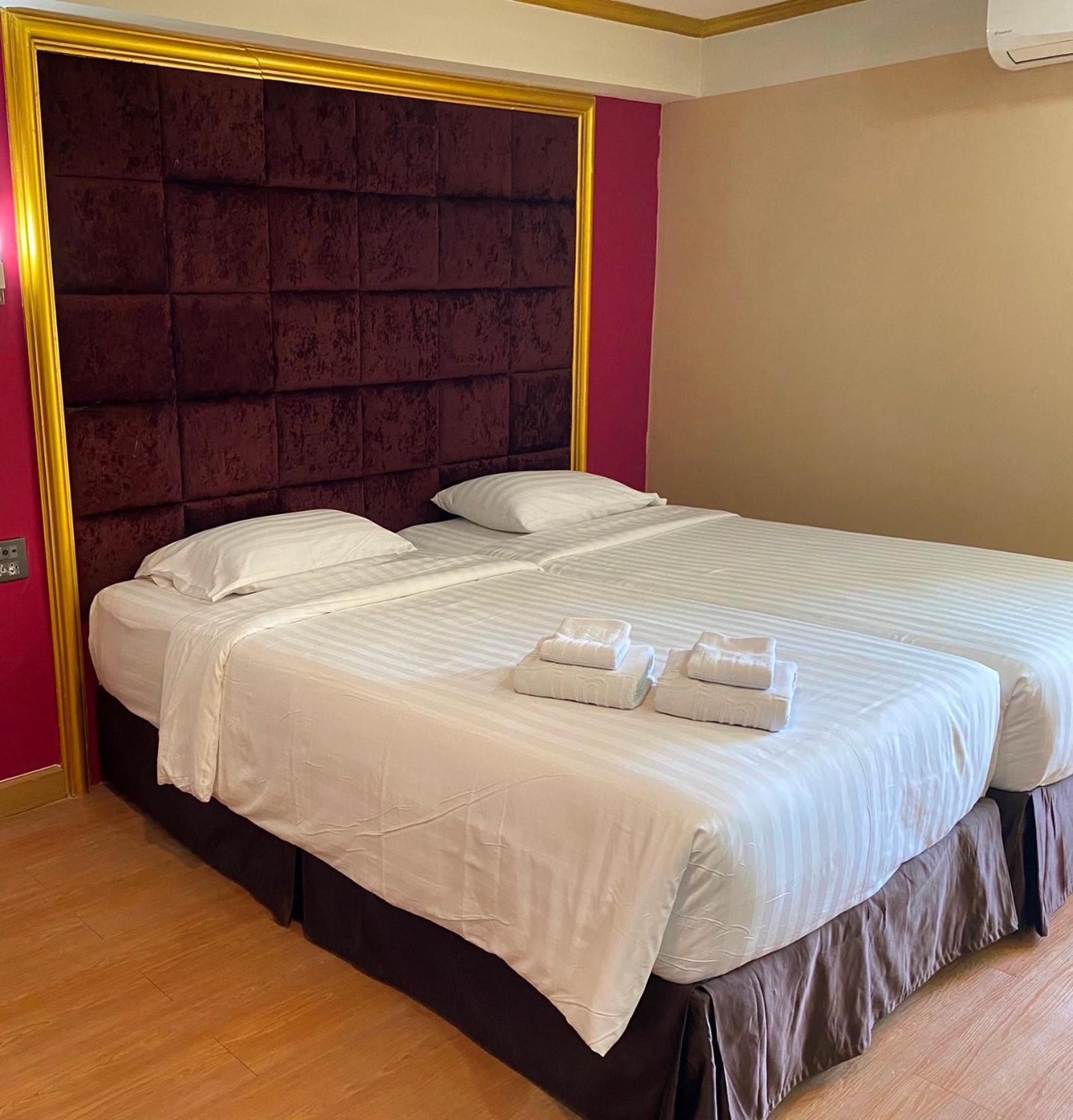 Grand Pink Hotel Hatyai Хат Яй Екстериор снимка
